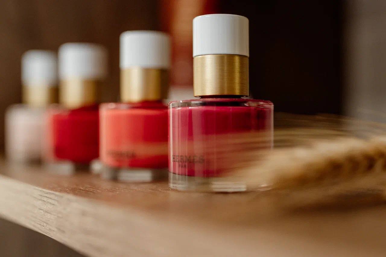 Маникюр и педикюр